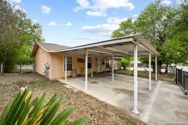 Image 2 of 18 For 5903 Stoney Creek