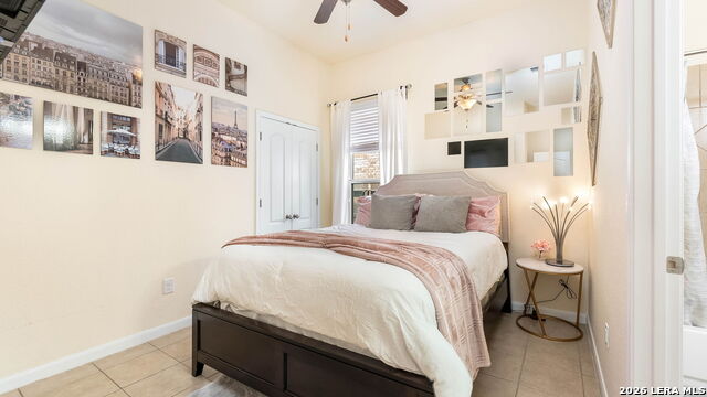 Image 19 of 33 For 21103 Capri Oaks