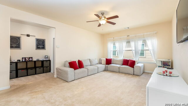 Image 21 of 33 For 21103 Capri Oaks