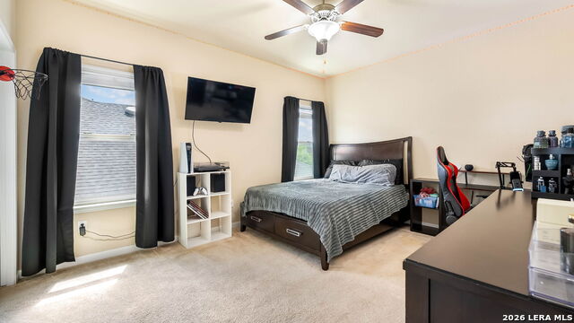 Image 24 of 33 For 21103 Capri Oaks