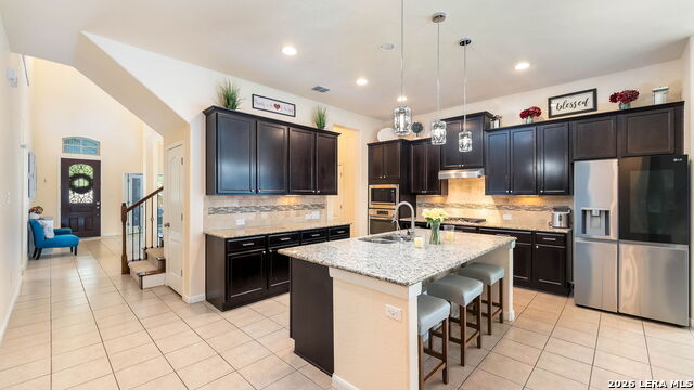 Image 7 of 33 For 21103 Capri Oaks