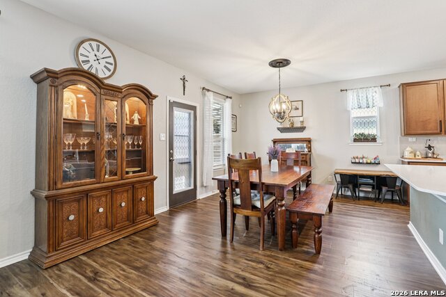 Image 10 of 41 For 4025 Woodside