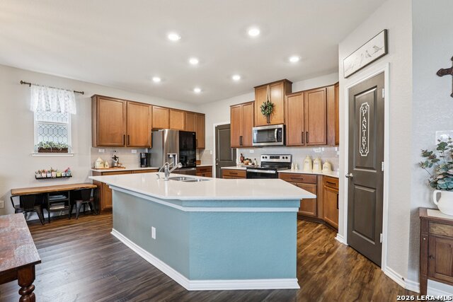 Image 13 of 41 For 4025 Woodside