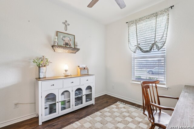 Image 22 of 41 For 4025 Woodside