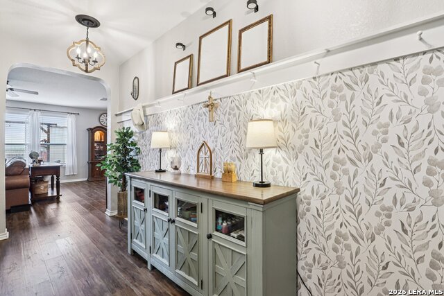 Image 6 of 41 For 4025 Woodside