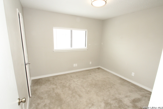 Image 18 of 31 For 7807 Pecan Heights