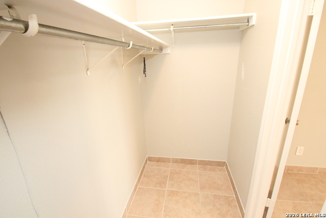 Image 25 of 31 For 7807 Pecan Heights