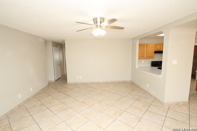 Image 5 of 31 For 7807 Pecan Heights