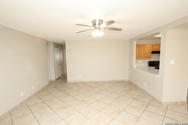 Image 6 of 31 For 7807 Pecan Heights