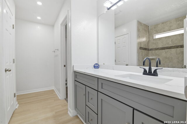 Image 17 of 31 For 9435 Everton