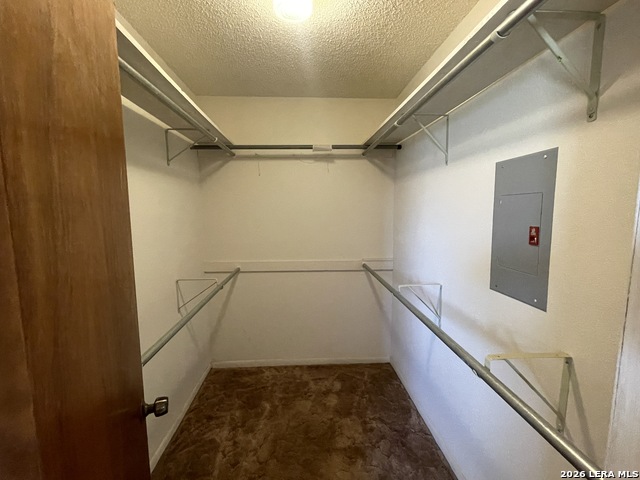 Image 14 of 36 For 900 Graytown Road N