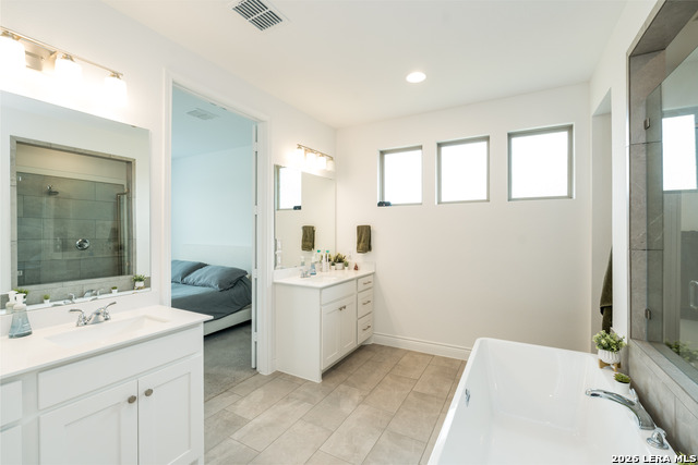 Image 15 of 37 For 129 Menlo  