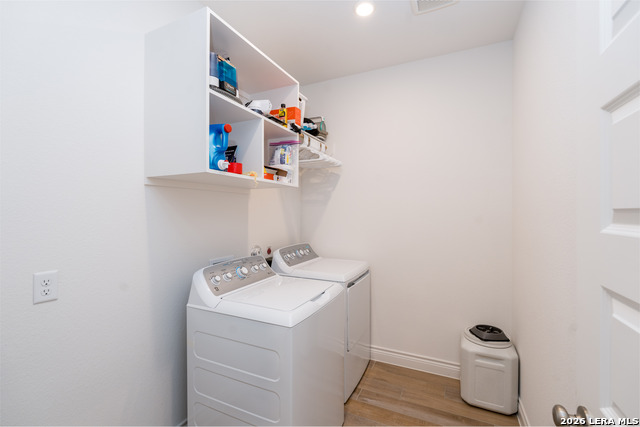 Image 20 of 37 For 129 Menlo  