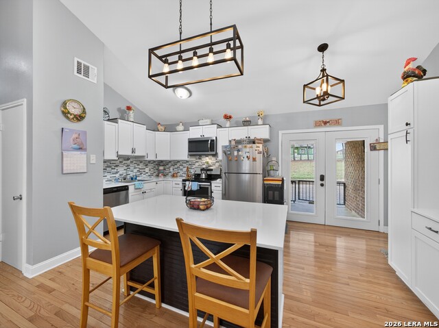 Image 7 of 48 For 213 Bluebonnet Ridge