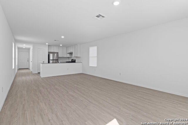 Image 5 of 16 For 7602 Chancery Gate