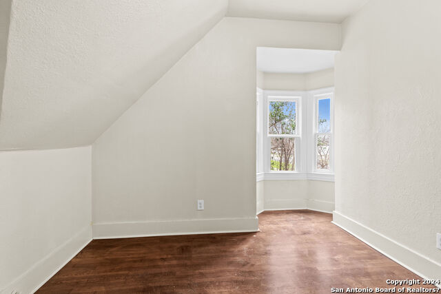 Image 4 of 17 For 1618 Kings Hwy W 1620-1