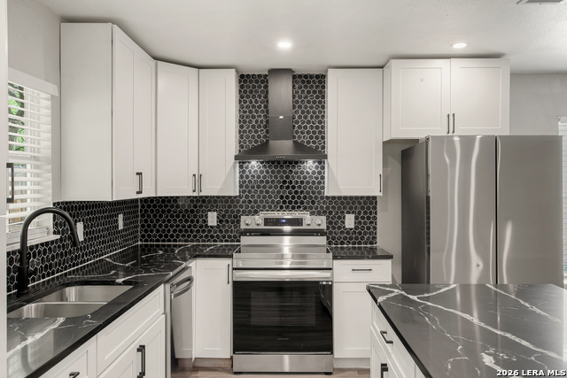 Image 15 of 44 For 12211 Ecksminster St