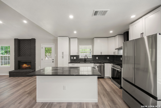 Image 16 of 44 For 12211 Ecksminster St