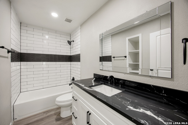 Image 25 of 44 For 12211 Ecksminster St