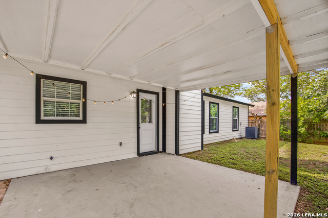 Image 31 of 44 For 12211 Ecksminster St