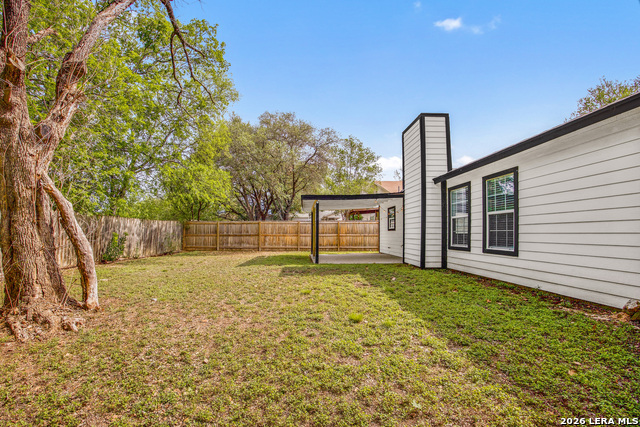 Image 37 of 44 For 12211 Ecksminster St