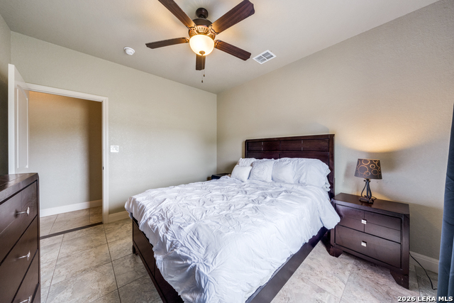 Image 26 of 42 For 112 Abrego Crossing S