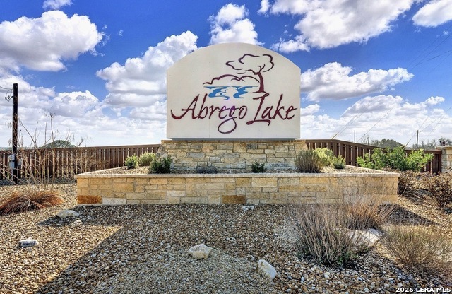 Image 38 of 42 For 112 Abrego Crossing S