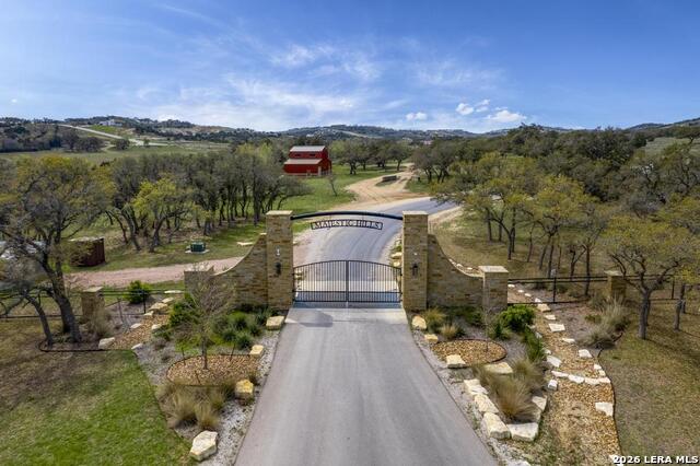 Image 4 of 10 For 105 Majestic Hills