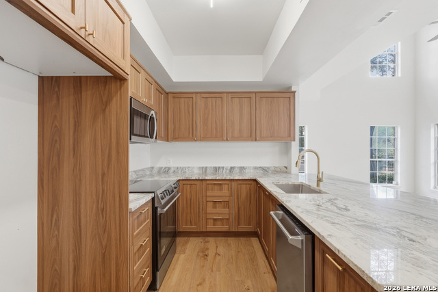 Image 9 of 28 For 486 Olmos Dr E