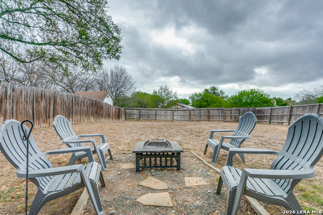 Image 21 of 25 For 7706 Clear Ridge