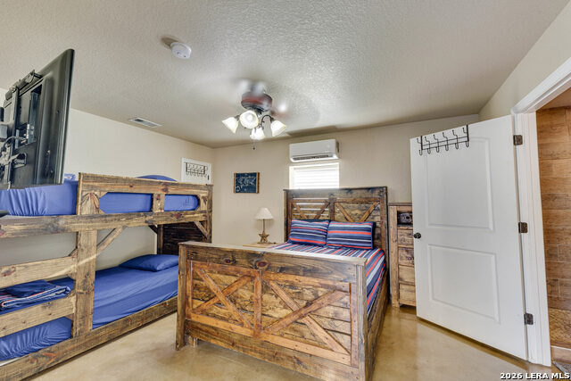 Image 13 of 36 For 151 River Villas #12