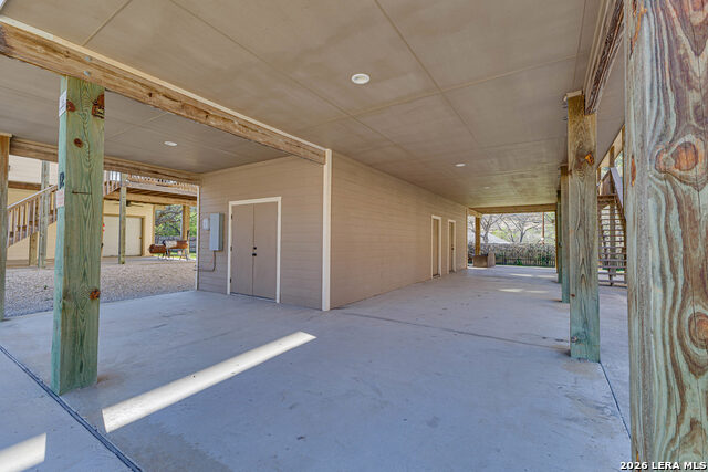 Image 31 of 36 For 151 River Villas #12