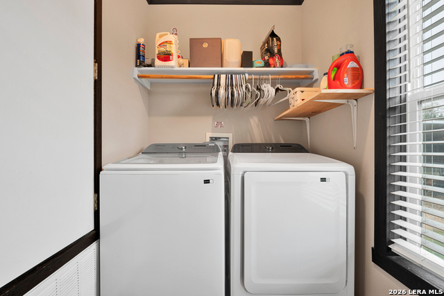 Image 10 of 18 For 592 Private Road 1510