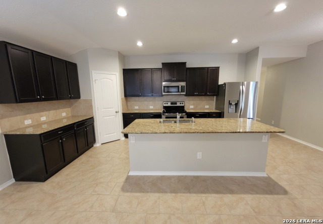 Image 4 of 9 For 2019 Emerald Edge