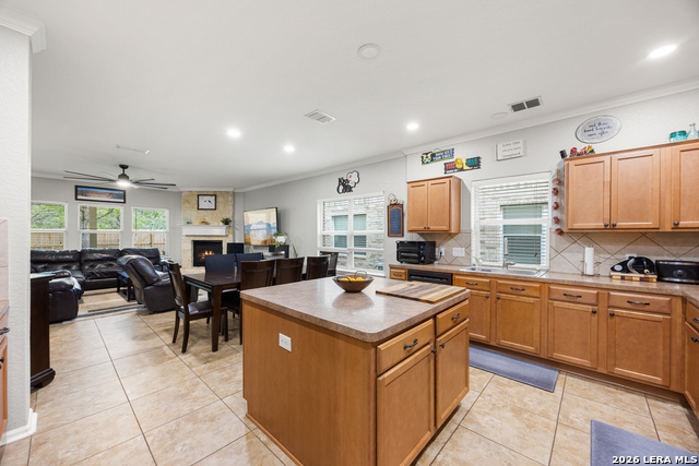 Image 16 of 50 For 4903 Green Jameson