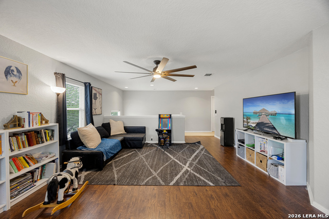 Image 21 of 50 For 4903 Green Jameson