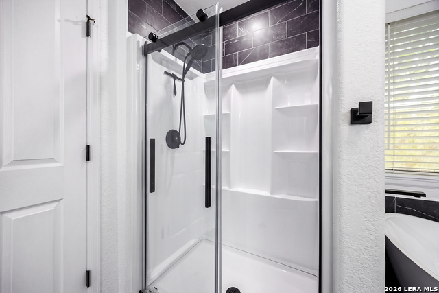 Image 25 of 50 For 4903 Green Jameson