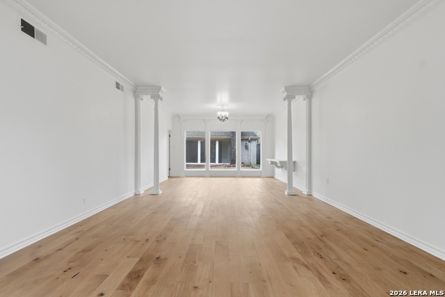 Image 5 of 27 For 484 Olmos Dr E