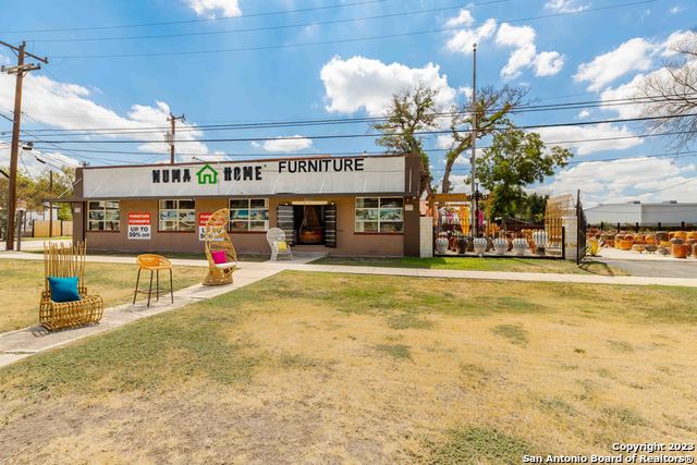 Details for 1950 Panam Expressway N, San Antonio, TX 78208