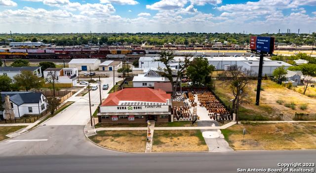 Image 22 of 31 For 1950 Panam Expressway N