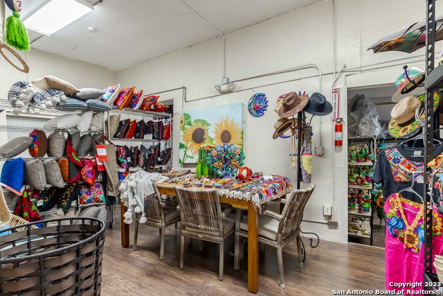 Image 8 of 31 For 1950 Panam Expressway N