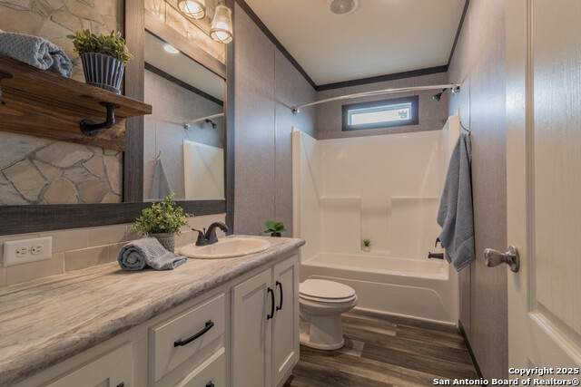 Image 22 of 40 For 290 Lilly Bear Ln.