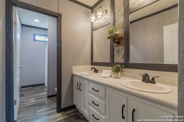 Image 24 of 40 For 290 Lilly Bear Ln.