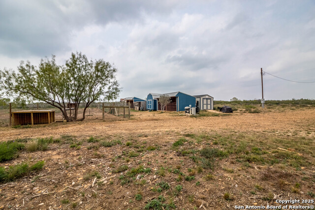 Image 29 of 40 For 290 Lilly Bear Ln.