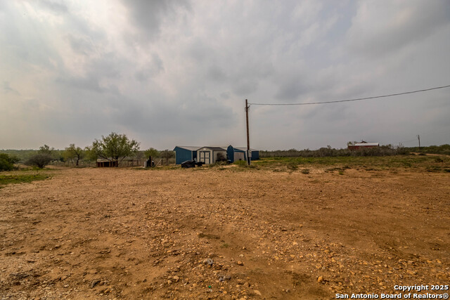 Image 33 of 40 For 290 Lilly Bear Ln.