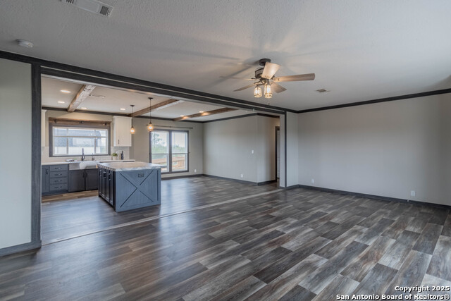 Image 6 of 40 For 290 Lilly Bear Ln.