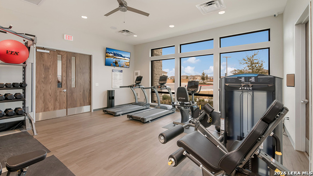 Image 30 of 61 For 14606 Sabine Loop Road