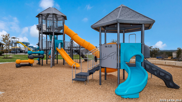 Image 35 of 61 For 14606 Sabine Loop Road