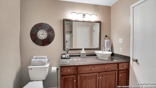 Image 22 of 39 For 3967 Cherokee Blvd