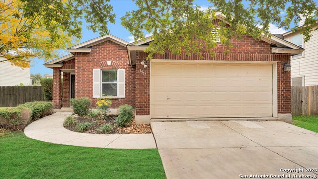 Image 3 of 39 For 3967 Cherokee Blvd